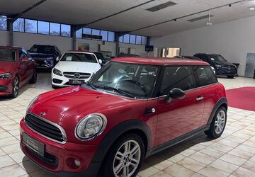 Mini ONE 116.000 km 5.950 &euro; Oberhausen 46047
