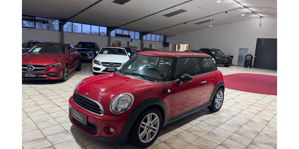 Mini ONE 116.000 km 5.950 &euro; Oberhausen 46047