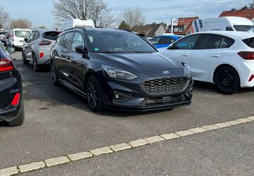 Ford Focus 66.000 km 21.990 &euro; Wuppertal 42287