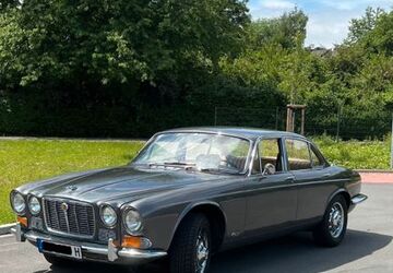 Jaguar XJ6 90.000 km 8.700 &euro; Wuppertal 42113