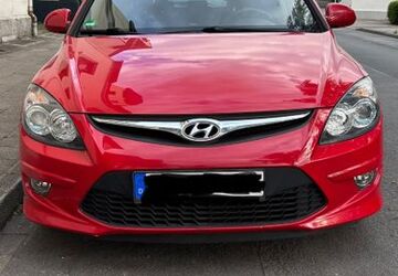 Hyundai i30 99.000 km 4.990 &euro; Bochum 44866