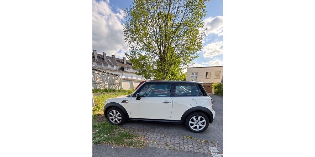 Mini Cooper 146.000 km 4.900 &euro; Wuppertal 42279
