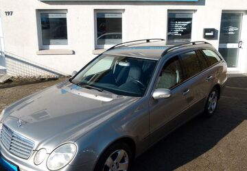 Mercedes-Benz E 220 401.607 km 2.490 &euro; Bochum 44809