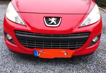 Peugeot 207 200.800 km 2.150 &euro; Velbert 42549