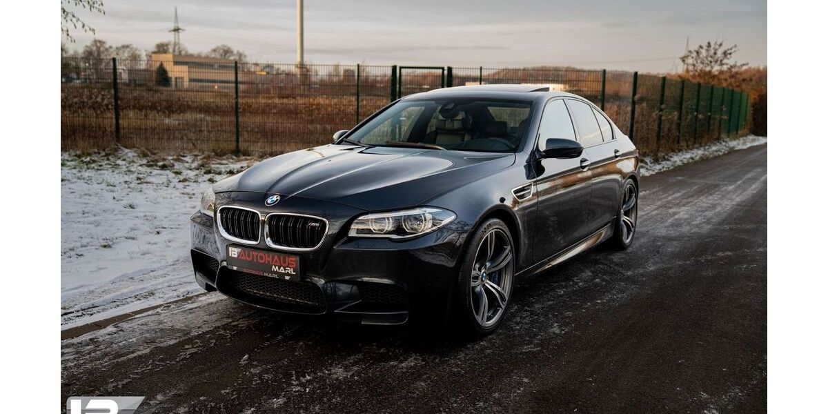 BMW M5 123.900 km 37.900 &euro; Marl 45772