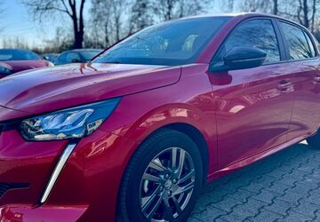 Peugeot 208 53.217 km 10.990 &euro; Recklinghausen 45665