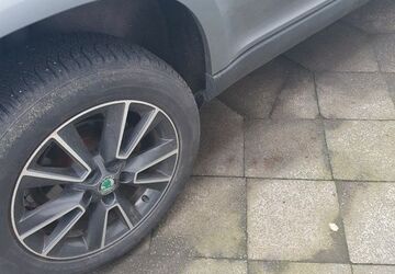 Skoda Yeti 100.450 km 10.200 &euro; Bochum 44892