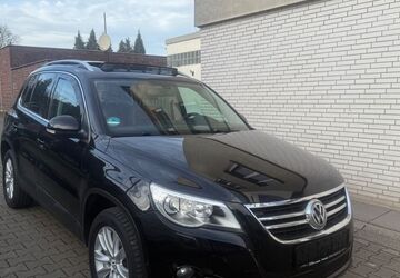 VW Tiguan 226.000 km 7.500 &euro; Essen 45143