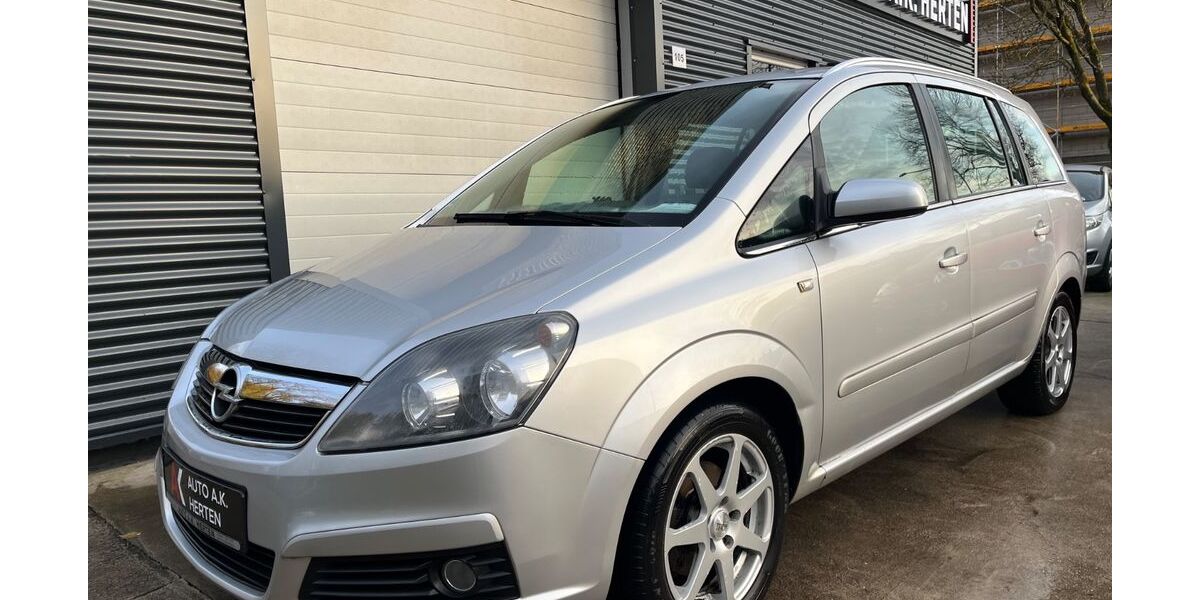 Opel Zafira 145.700 km 3.999 &euro; Herten 45699