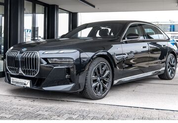 BMW 740 10.110 km 102.890 &euro; Velbert 42553