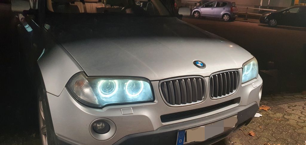 BMW X3 201.000 km 6.999 &euro; Bochum 44801