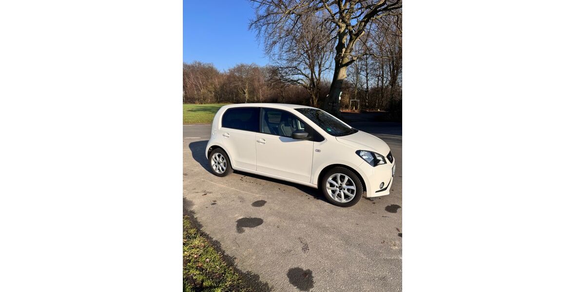 Seat Mii 49.500 km 9.490 &euro; Recklinghausen 45665