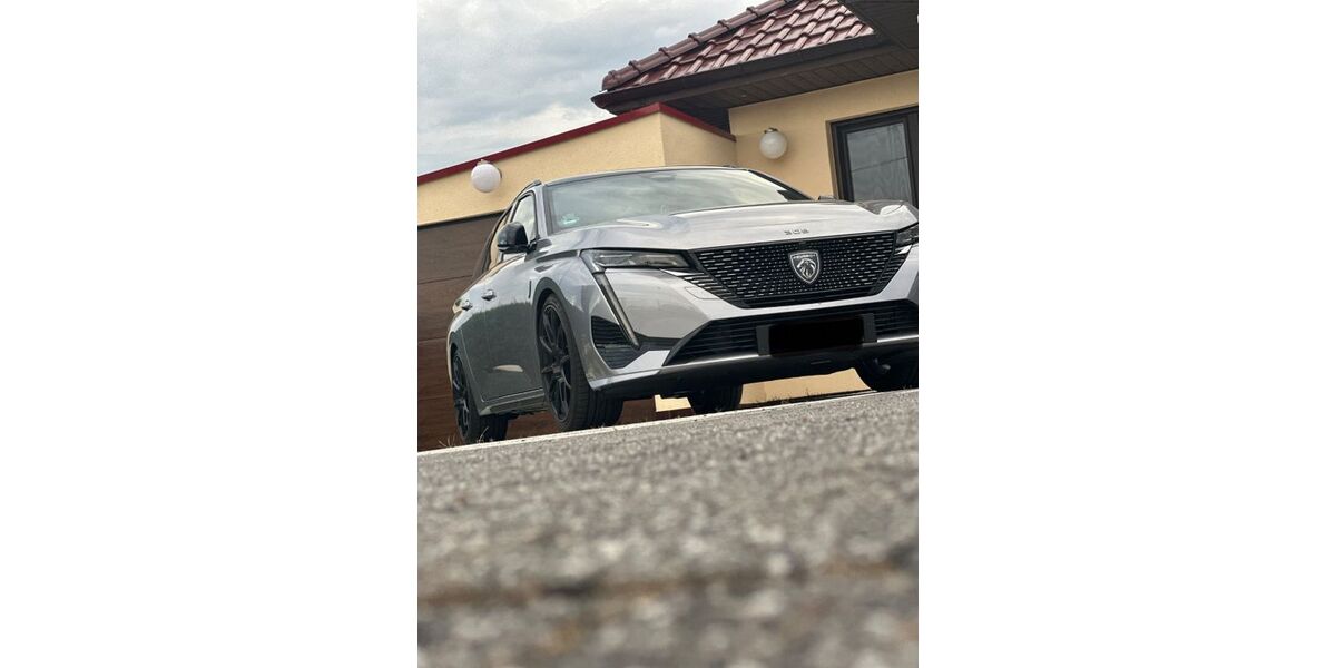 Peugeot 308 16.000 km 22.900 &euro; Oberhausen 46149