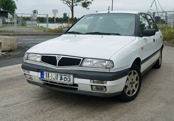 Lancia Delta 80.000 km 2.450 &euro; Dortmund 44147