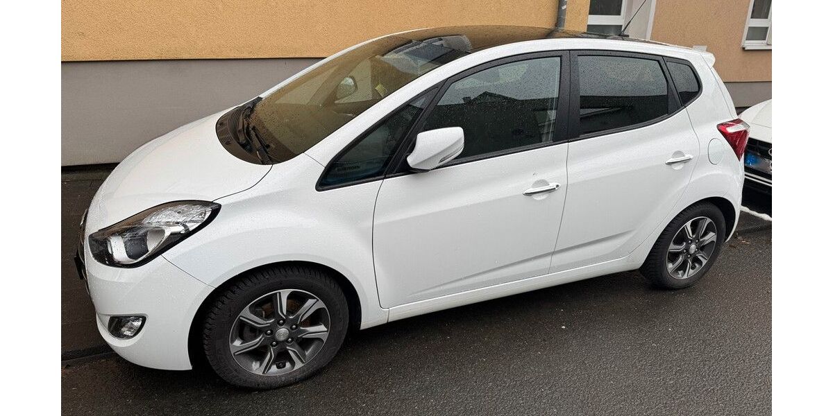 Hyundai ix20 39.200 km 12.950 &euro; Wuppertal 42277